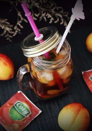 Hình của món Đào ngâm và Trà đào homemade thần thánh xua tan cơn nóng.