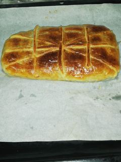 Una foto de Hojaldre de espinacas, setas, queso de cabra y frutos secos