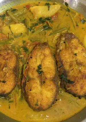 A picture of Rui Fish with Vegetables gravy.