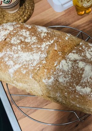 Házi kenyér (napokig is ropogós héj, puha belső) recept fotója