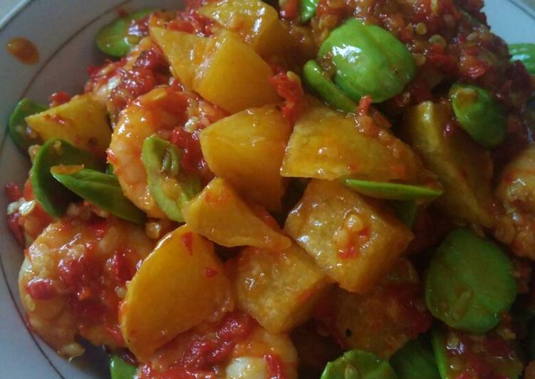 Langkah Mudah untuk Menyiapkan Sambel balado udang pete yang Lezat