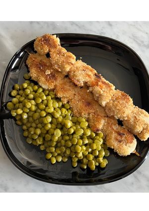 Foto di Spiedini di anelli di totano e gamberoni con piselli 🦑🦐🫛