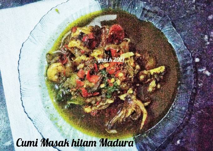 Cumi masak hitam madura