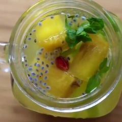 A picture of Basil sugar free drink.