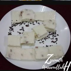 A picture of Milky Nutty Pudding.