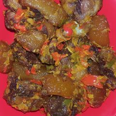 A picture of Peppered pomo.