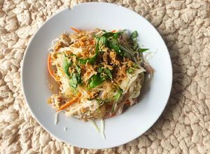 Hình của món Gỏi gà bắp cải.