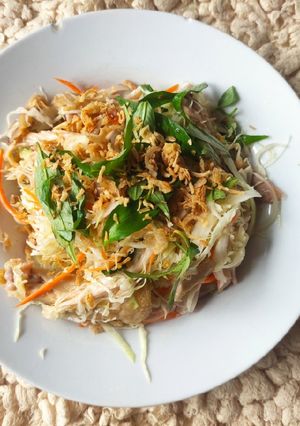 Hình của món Gỏi gà bắp cải.