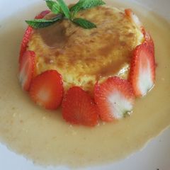 A picture of Egg_Leche_pudding.