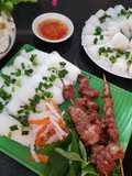 Grilled Pork with Banh Hoi for Breakfast