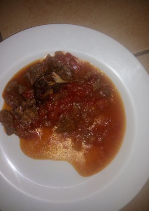 A picture of Meat with garlic sauce.