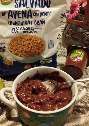 Foto principal de Hoy voy a cenar Salvado de Avena crujiente con crema de chocolate y fruta