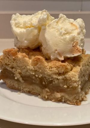 Una foto de Apple crumble (crumble de manzana)