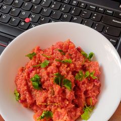 A picture of Beetroot Masala Daliya.