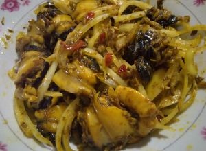 Hình của món Ốc xào sả ớt.