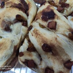 A picture of Apple cinnamon sour dough bread.
