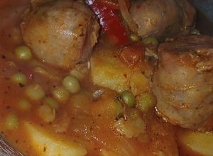 Una foto de Chorizos pomarola (diferente)