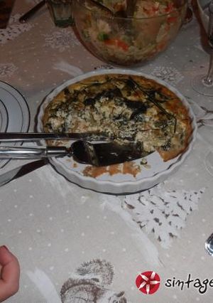 Φωτογραφία της συνταγής Γιορτινή κις (quiche), με μπρόκολο και τυριά