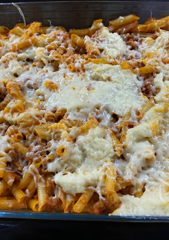 Una foto de Macarrones con carne y bechamel