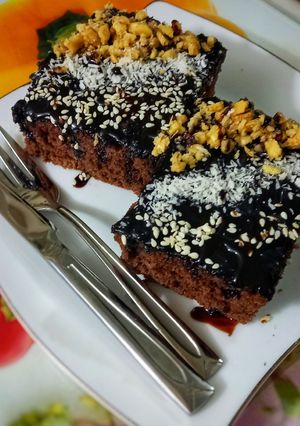 عکسی از دستور کیک خیس شکلاتی