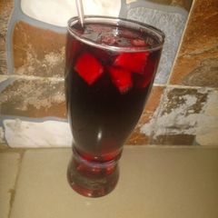 A picture of Zobo.