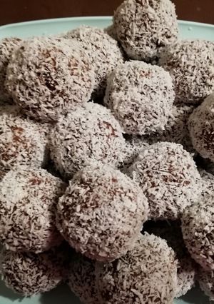 Kókusz golyó recept fotója