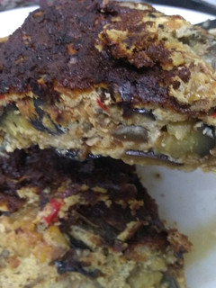 Una foto de Tortilla de berenjenas