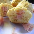 Muffins salados con corazón de queso y jamón