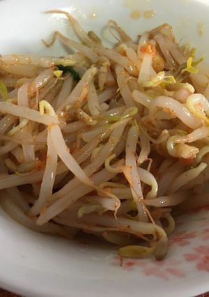 愛涼拌-涼拌辣豆芽 的食譜成品照片