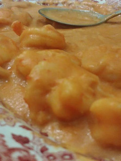 Una foto de Langostinos en bechamel