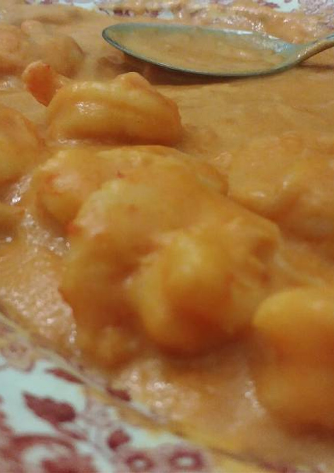 Una foto de Langostinos en bechamel