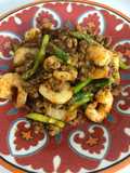 ผัดพริกแกงหมูสับกุ้งใส่หน่อไม้ฝรั่ง
