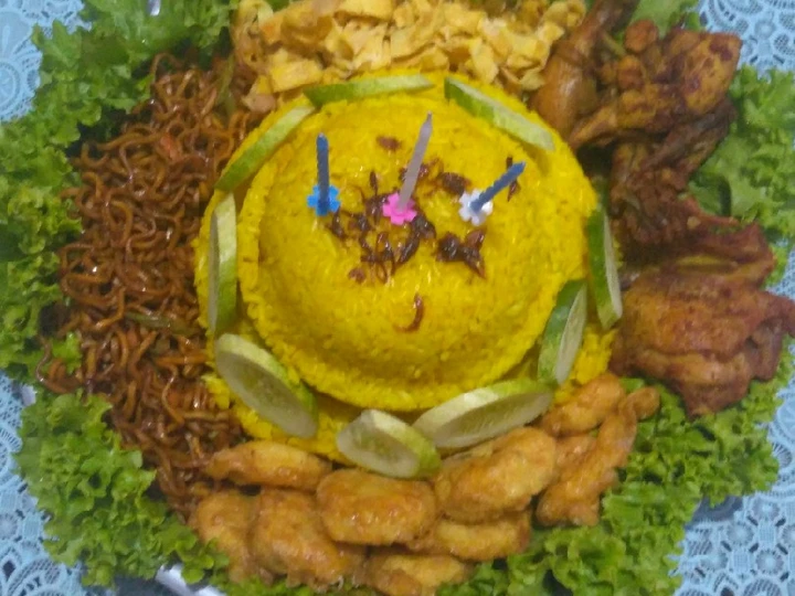 Cara Gampang Membikin Resep Tumpeng Ulang Tahun yang Bikin Ngiler Anti Ribet, Lezat