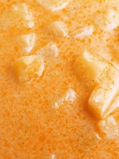 Tejfölös újkrumpli főzelék recept fotója