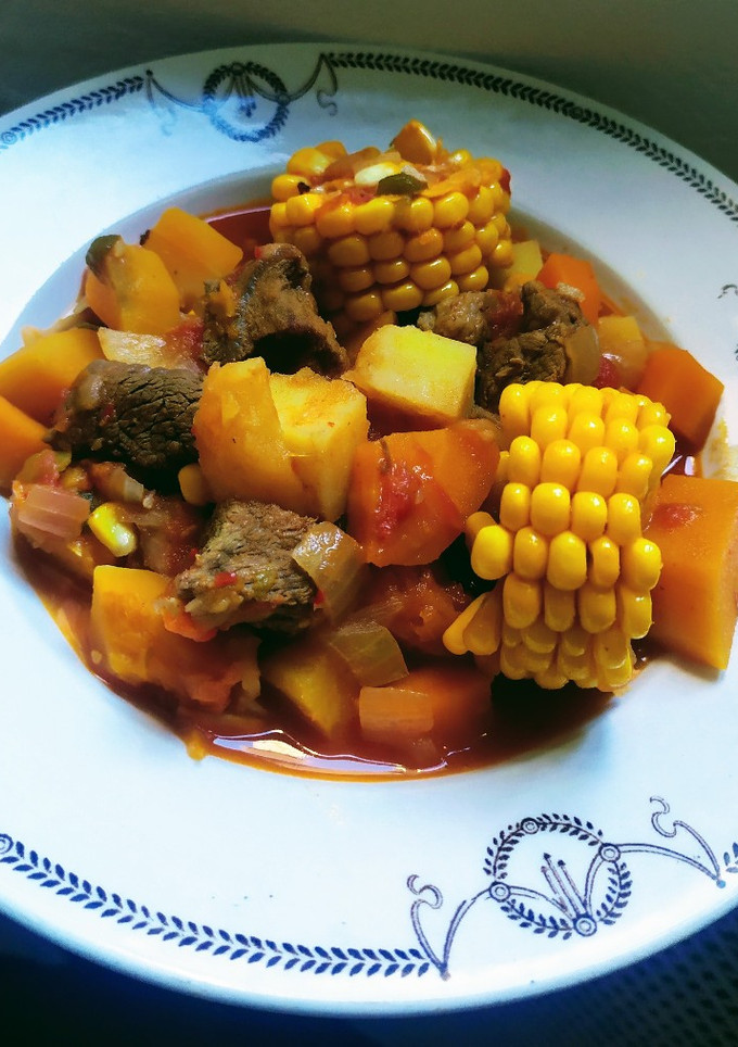 Una foto de Guiso de verdura y carne