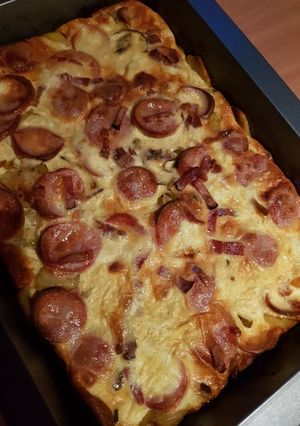 "Parasztos" vacsora..tepsis krumpli, ahogy mi szeretjük recept fotója