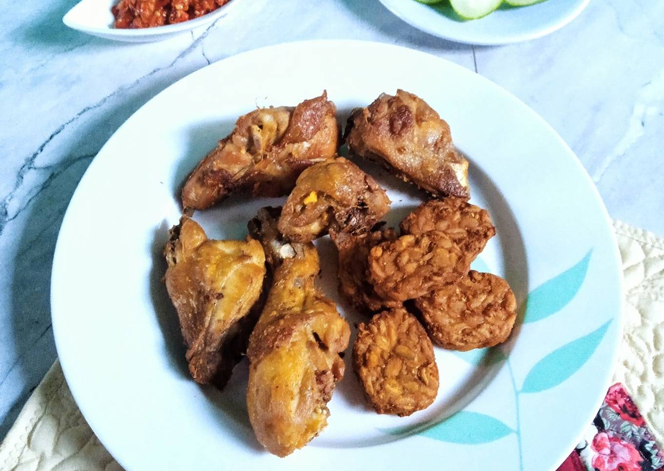 Ayam Goreng Komplit