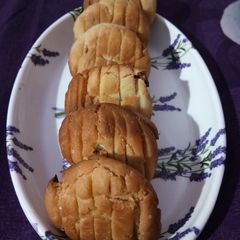 A picture of Crispy Fried Cookies.