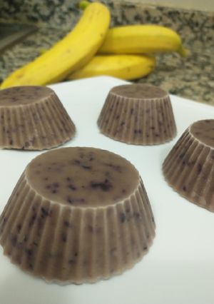 Una foto de Helado de Arándanos y Banana