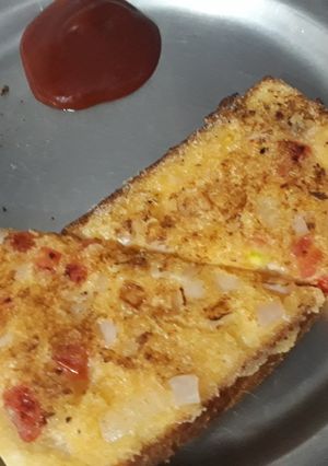 A picture of Bread pizza.