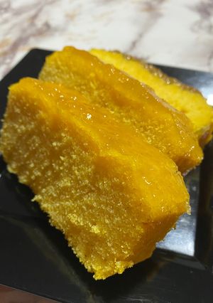 Una foto de Budín de maíz, naranja y piña