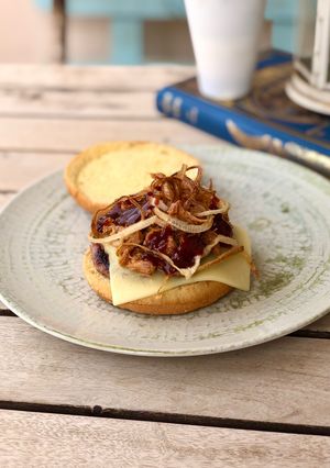 Una foto de Hamburguesa barbacoa con pulled pork express