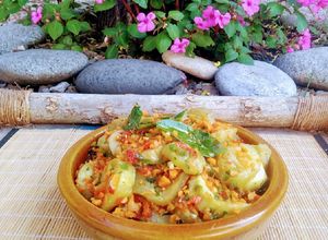 Una foto de Berenjenas al escabeche con sal marina