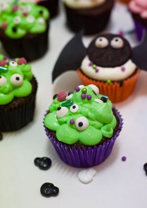 Una foto de Cupcakes decorados de Halloween 🎃