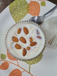 साबुदाने की खीर (Sabudane ki kheer recipe in Hindi) रेसिपी मुख्य फोटो