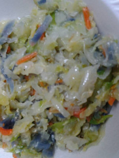 A picture of Fried coleslaw mix.