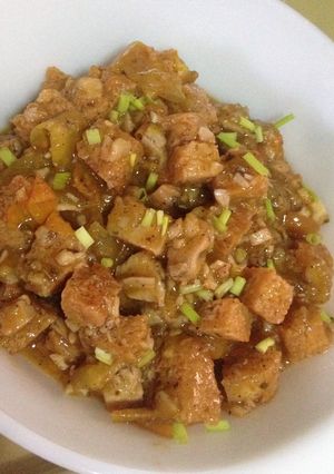 A picture of Chicken & Tofu in Tomato.