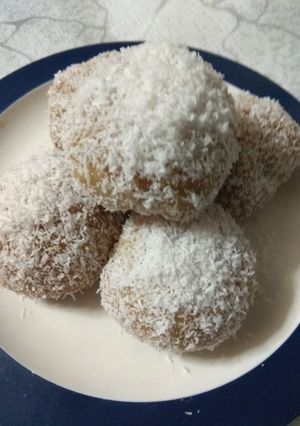 Φωτογραφία της συνταγής Χιονισμένες, γεμιστές και σιροπιασμένες μπαλίτσες