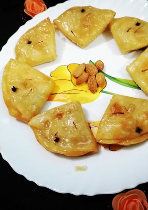 बादाम पूरी (Badam puri recipe in hindi) रेसिपी मुख्य फोटो