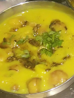 पकौड़ी की कढी रेसिपी मुख्य फोटो